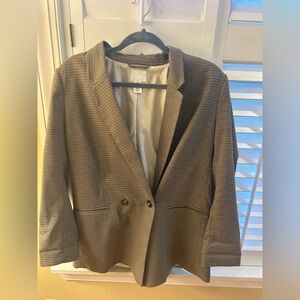 H&M DOUBLE-BREASTED JACKET
Size: S